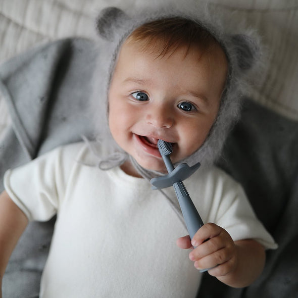 Mushie Flower Training Toothbrush | Tradewinds -Just too Sweet - Babies and Kids Concept Store